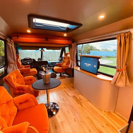Vintage 1980S Winnebago Oxford Buitenkant foto
