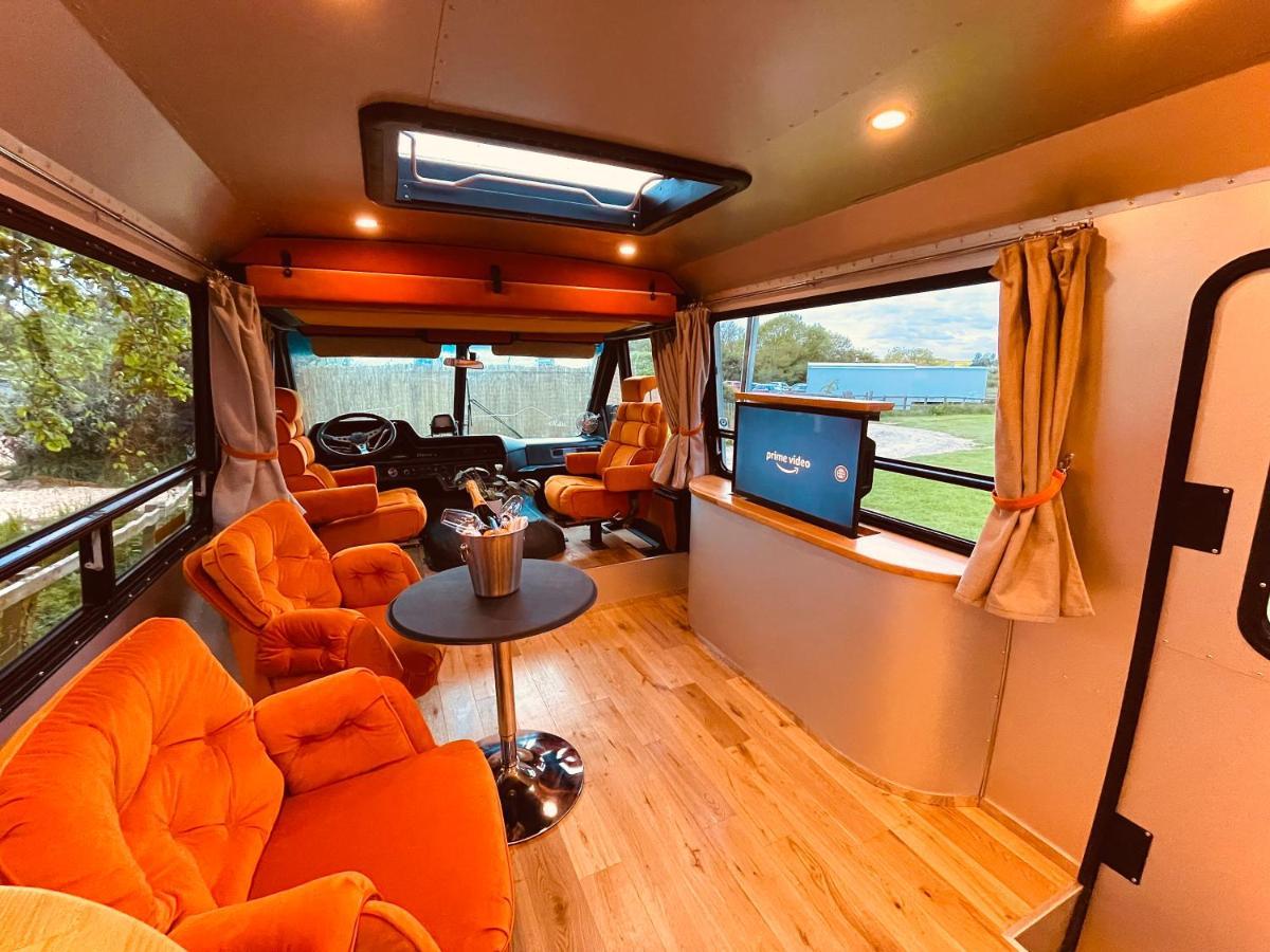 Vintage 1980s Winnebago Villa