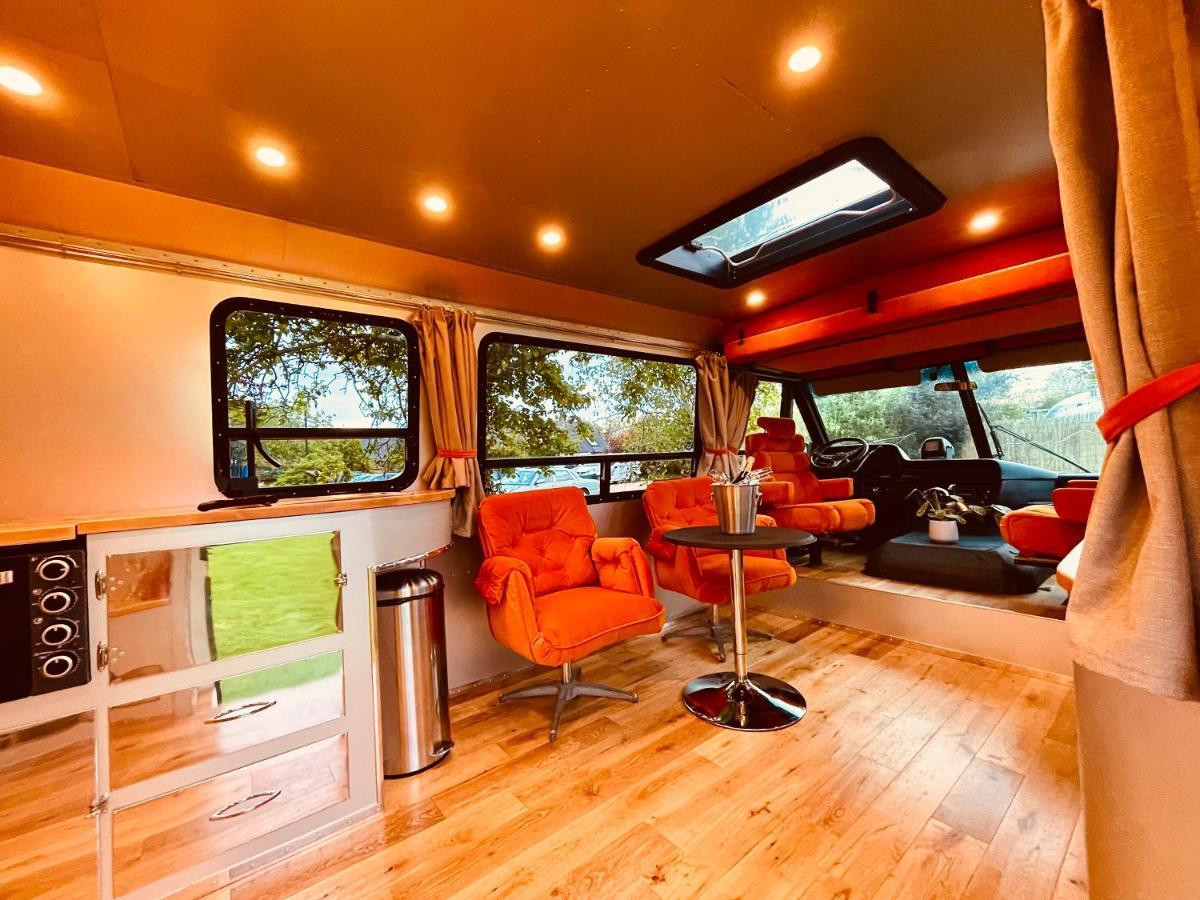 Vintage 1980s Winnebago * Oxford